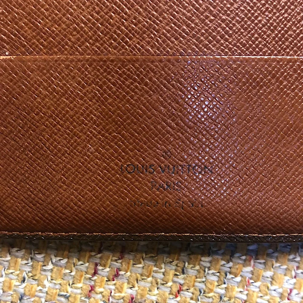 LOUIS VUITTON LV Monogram Bifold Marco Wallet with Internal Coin Pouch CA0092